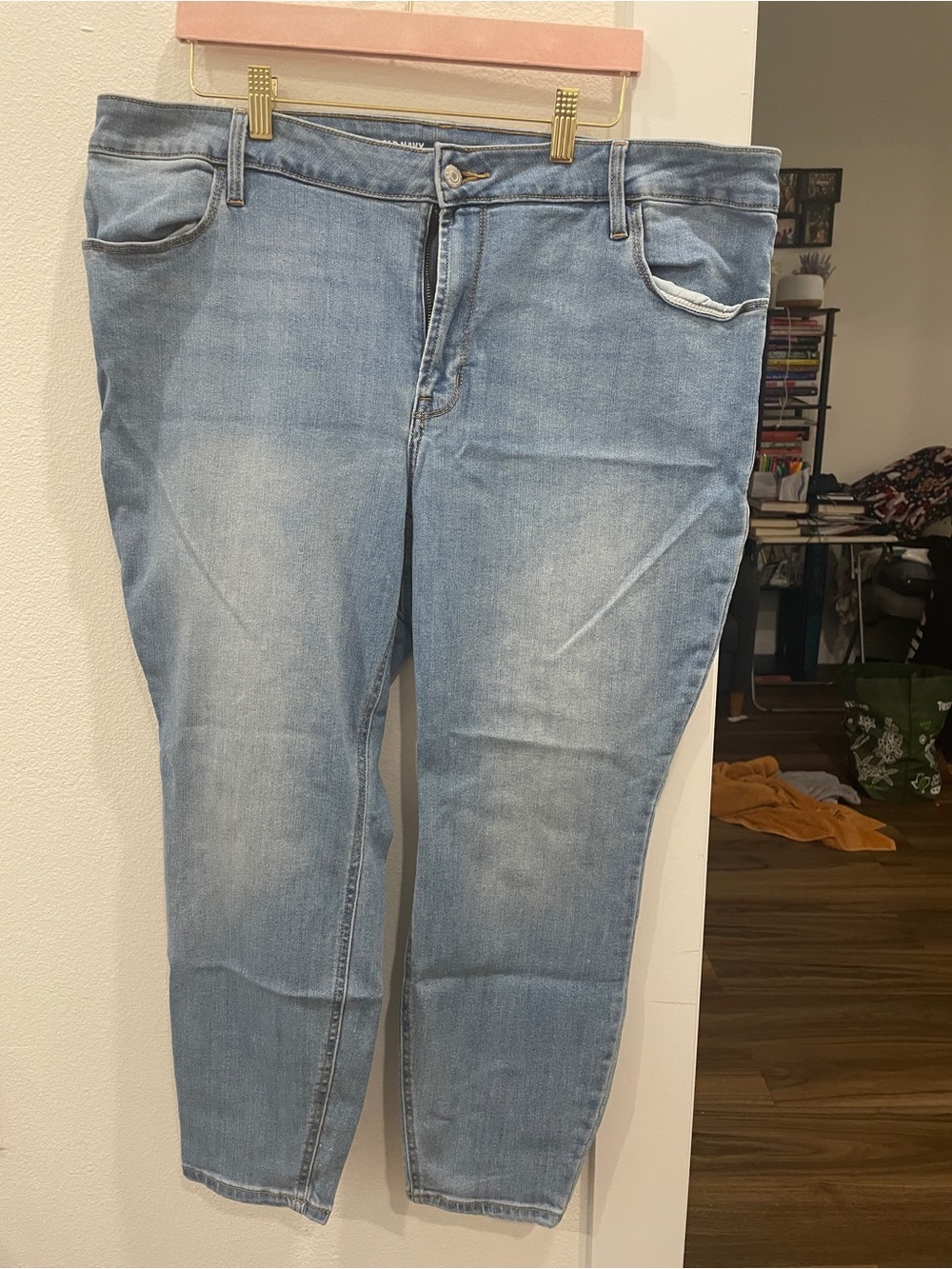 Light Wash Women’s High Rise Super Skinny Jeans
